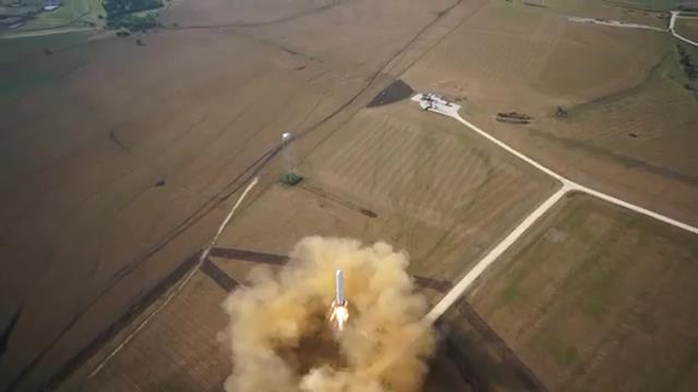 فیلم حیرت انگیز از آزمایش یک موشک