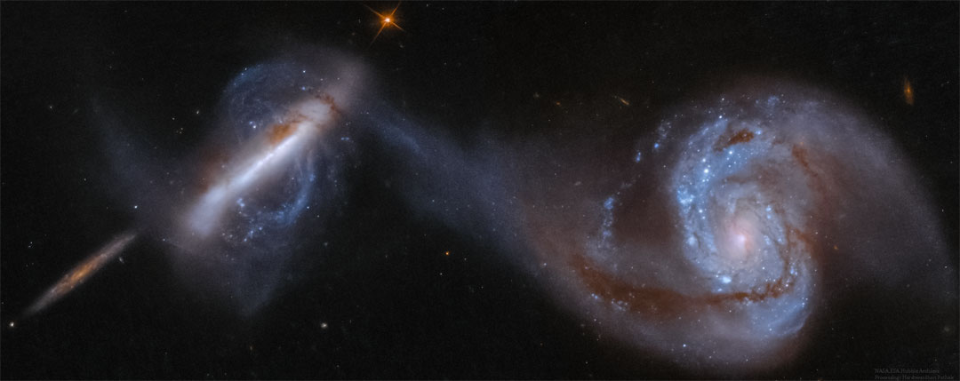 Arp 87: ادغام کهکشان ها از هابل