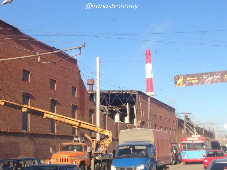 فرو ریختن سقف انبار یک کارخانه‌ در شهر چلیابینسک در پی انفجار سیارک در نزدیکی این شهر (سال ۲۰۱۳)؛ امتیاز تصویر: WikiMedia.org